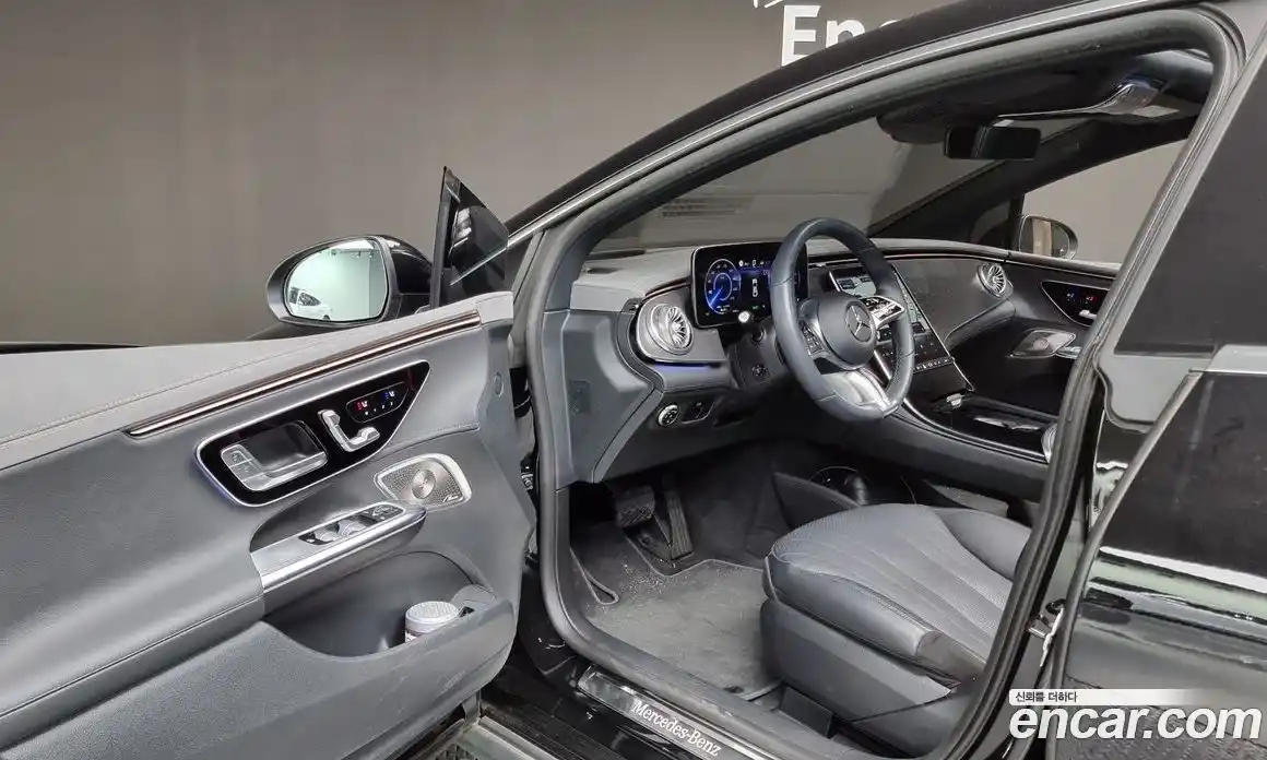 Mercedes-Benz EQE 2023 0.3 Автомат в Москве № 206342, фото 12