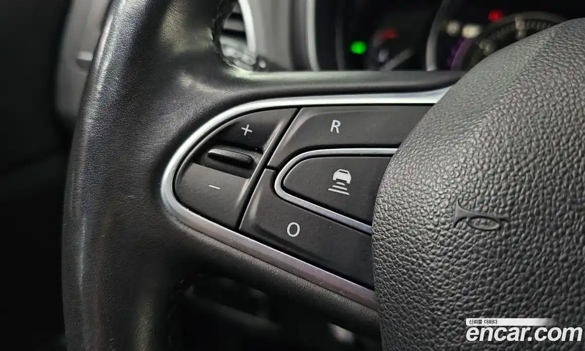 Renault QM6 2023 2.0 Автомат в Москве № 207560, фото 19