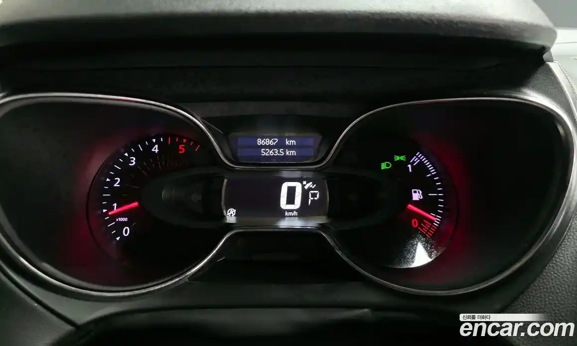 Renault QM3 2019 1.5 Автомат в Москве № 208053, фото 8