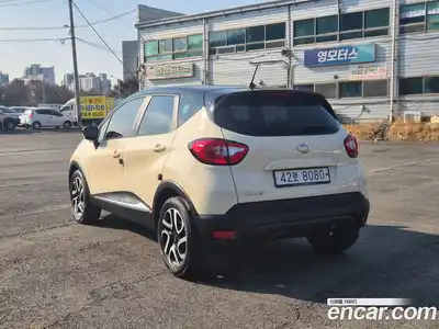 Renault QM3 2014 1.5 Автомат в Москве № 209747, миниатюра 4