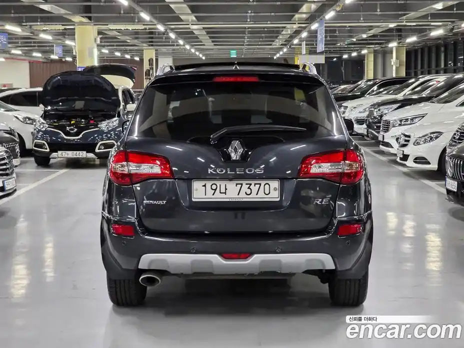 Renault QM5 2014 2.0 Автомат в Москве № 210012, фото 3