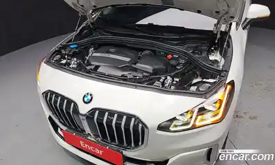 BMW 2-Series 2025 2.0 Автомат в Москве № 210250, миниатюра 3