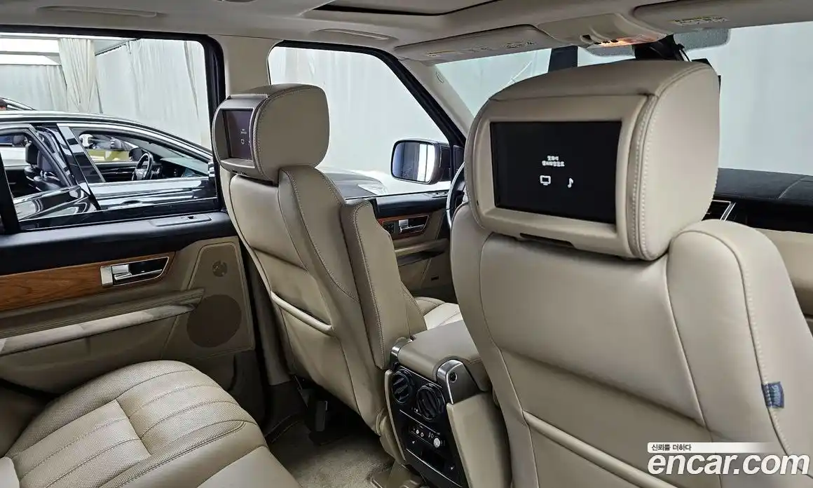 Land Rover Range-Rover Sport 2012 5.0 Автомат в Москве № 213605, фото 17