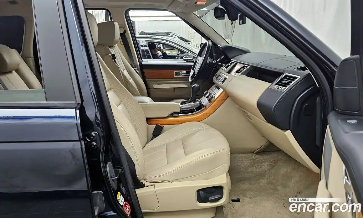 Land Rover Range-Rover Sport 2012 5.0 Автомат в Москве № 213605, фото 10