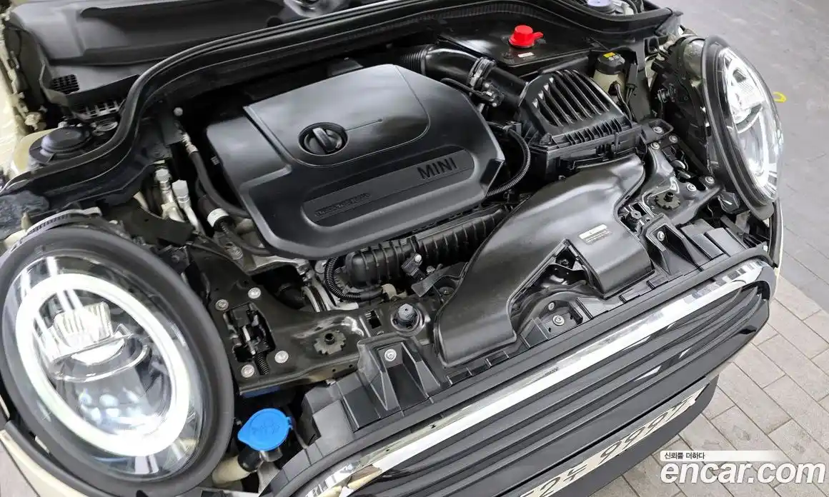 Mini Cooper 2021 1.5 Автомат в Москве № 214082, фото 7