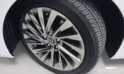 Lexus ES 2025 2.5 Вариатор в Москве № 214771, миниатюра 5