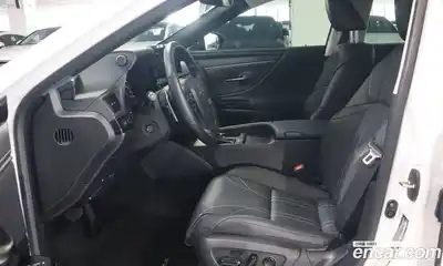 Lexus ES 2025 2.5 Вариатор в Москве № 214771, миниатюра 9