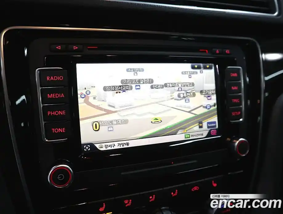 Volkswagen Passat 2015 2.0 Автомат в Москве № 215092, фото 12