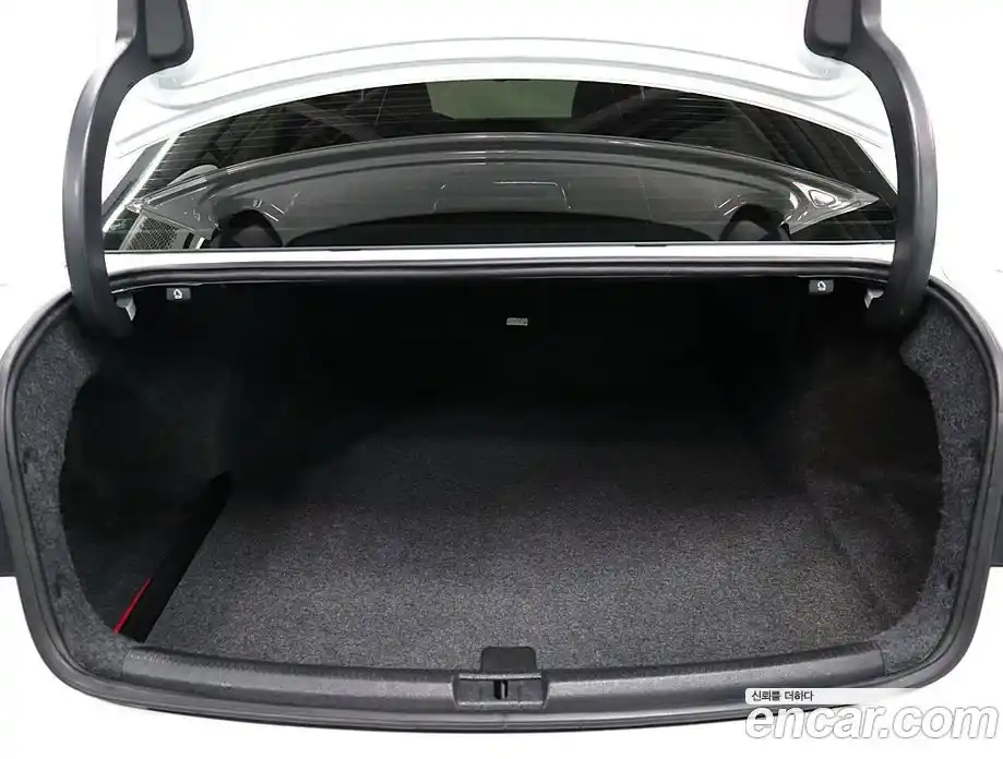 Volkswagen Passat 2015 2.0 Автомат в Москве № 215092, фото 19