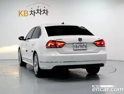 Volkswagen Passat 2015 2.0 Автомат в Москве № 215092, миниатюра 4