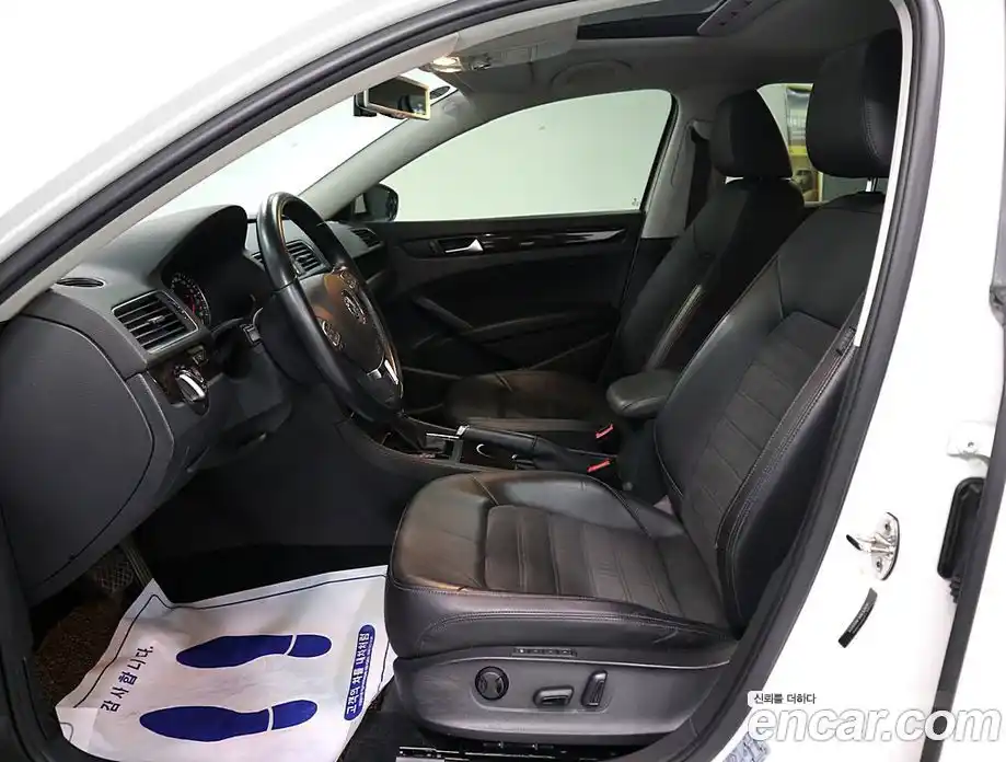 Volkswagen Passat 2015 2.0 Автомат в Москве № 215092, фото 9