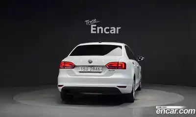 Volkswagen Jetta, 2014