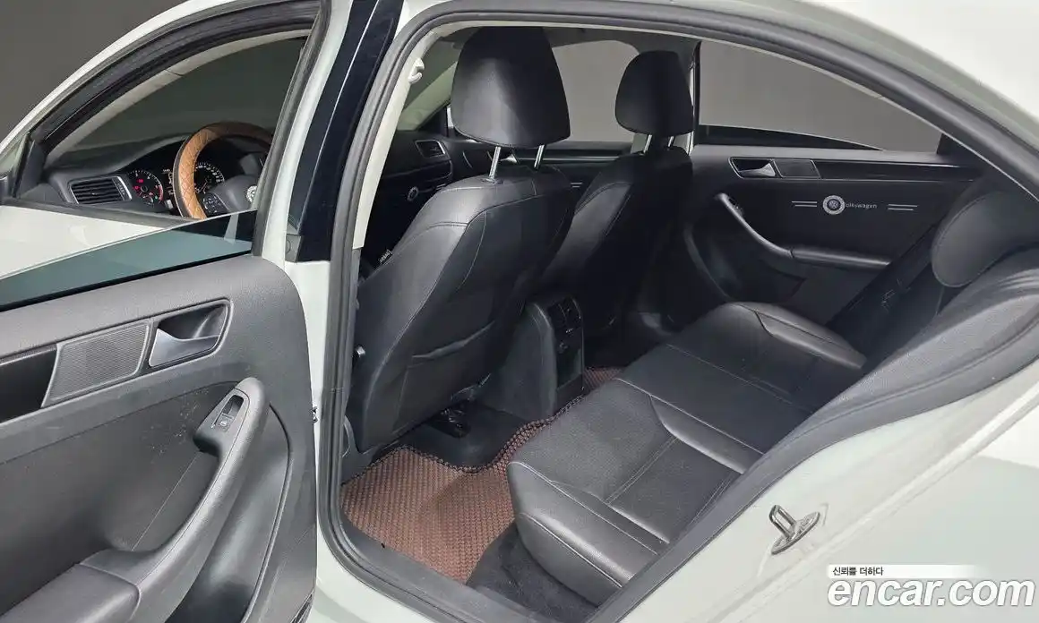 Volkswagen Jetta 2014 2.0 Автомат в Москве № 215374, фото 8