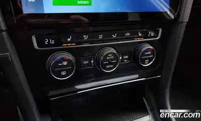 Volkswagen Golf 2015 2.0 Автомат в Москве № 219872, миниатюра 10