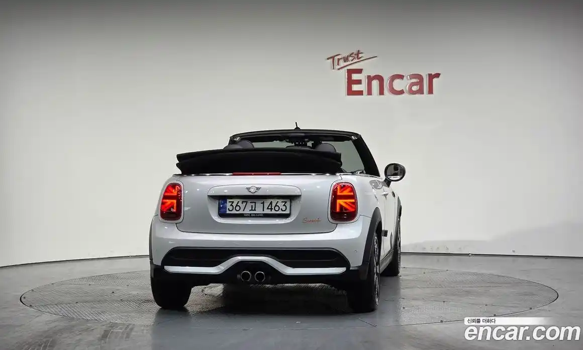 Mini Cooper Convertible 2023 2.0 Автомат в Москве № 221867, фото 13