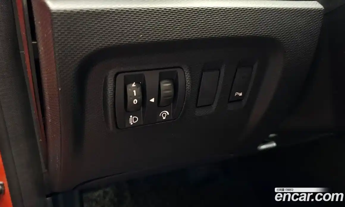 Renault QM3 2015 1.5 Автомат в Москве № 224309, фото 6