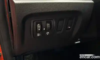 Renault QM3 2015 1.5 Автомат в Москве № 224309, миниатюра 6