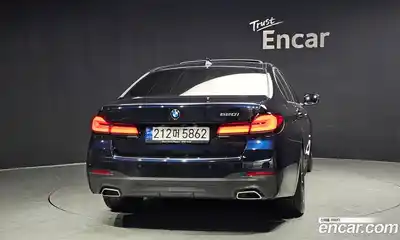 BMW 5-Series 2023 2.0 Автомат в Москве № 228410, миниатюра 3