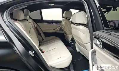 BMW 5-Series 2021 4.4 Автомат в Москве № 229165, миниатюра 11