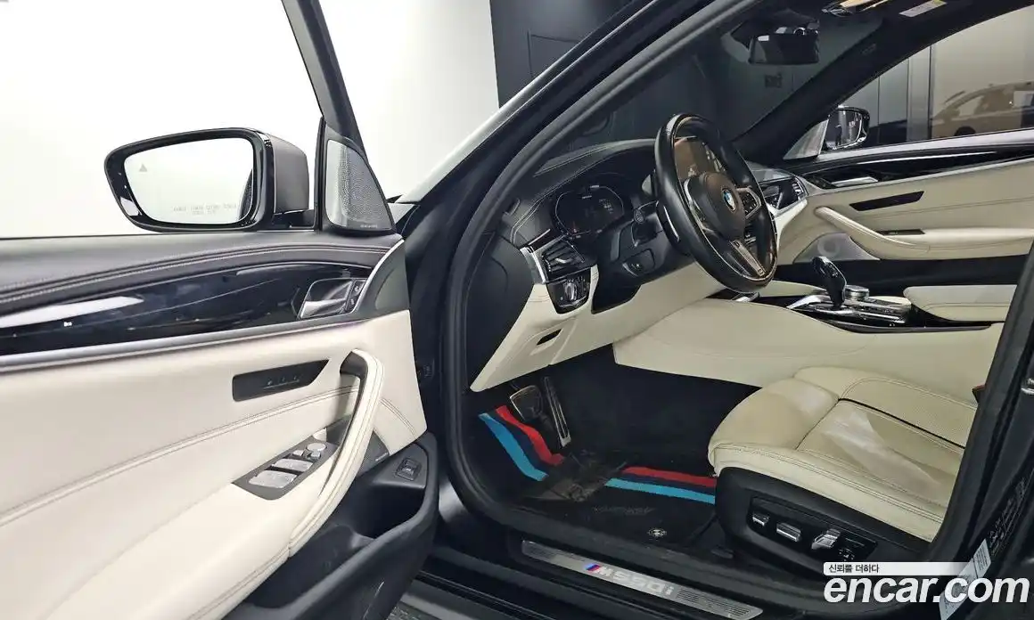 BMW 5-Series 2021 4.4 Автомат в Москве № 229165, фото 13