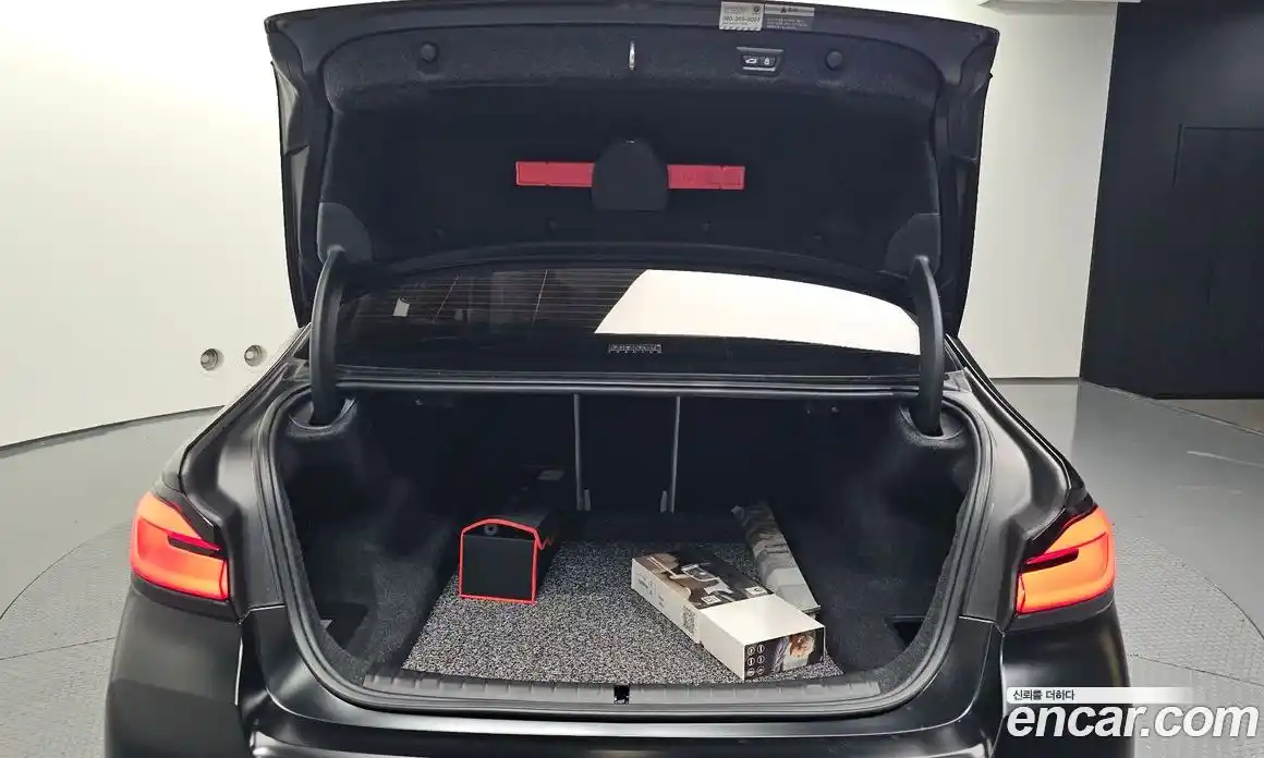 BMW 5-Series 2021 4.4 Автомат в Москве № 229165, фото 18