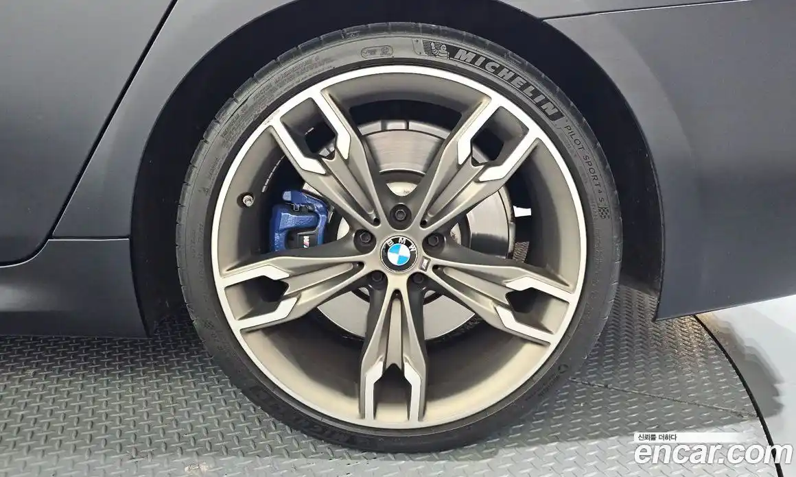 BMW 5-Series 2021 4.4 Автомат в Москве № 229165, фото 3