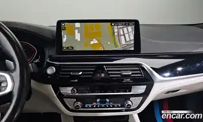 BMW 5-Series 2021 4.4 Автомат в Москве № 229165, миниатюра 8