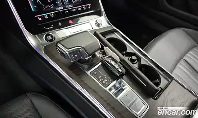 Audi A6 2022 2.0 Автомат в Москве № 229882, миниатюра 9