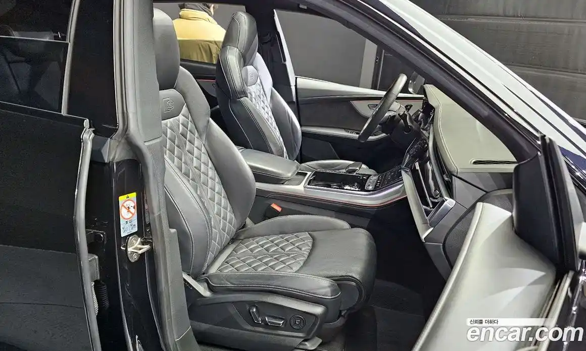 Audi Q8 2021 3.0 Автомат в Москве № 230136, фото 20