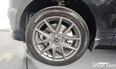 Land Rover Range-Rover Velar 2025 3.0 Автомат в Москве № 231145, миниатюра 4