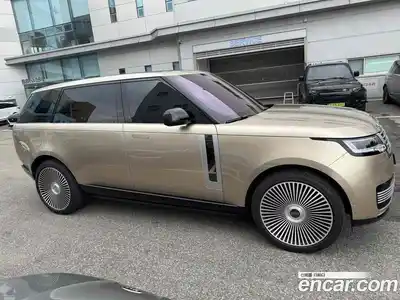 Land Rover Range-Rover 2023 4.4 Автомат в Москве № 231330, миниатюра 3