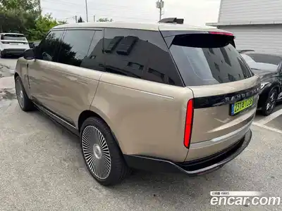 Land Rover Range-Rover 2023 4.4 Автомат в Москве № 231330, миниатюра 6