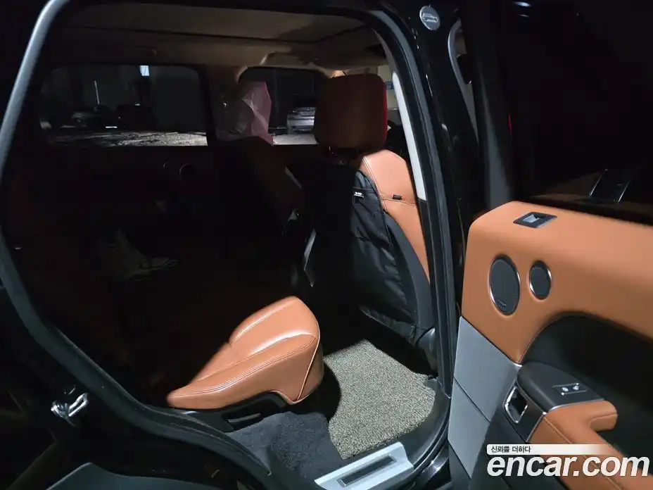 Land Rover Range-Rover Sport 2017 3.0 Автомат в Москве № 231349, фото 14