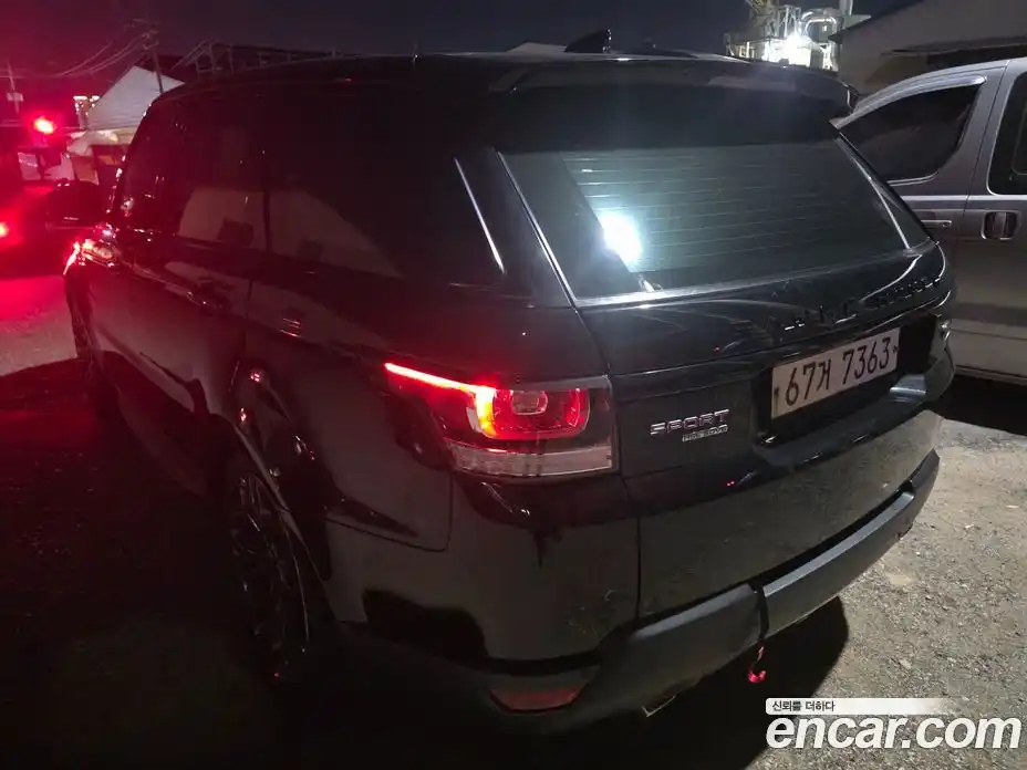 Land Rover Range-Rover Sport 2017 3.0 Автомат в Москве № 231349, фото 16