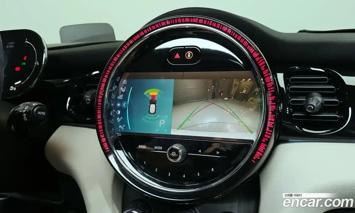 Mini Cooper 2023 2.0 Автомат в Москве № 231489, фото 10