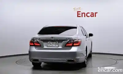 Lexus LS 2010 4.6 Автомат в Москве № 231979, миниатюра 4