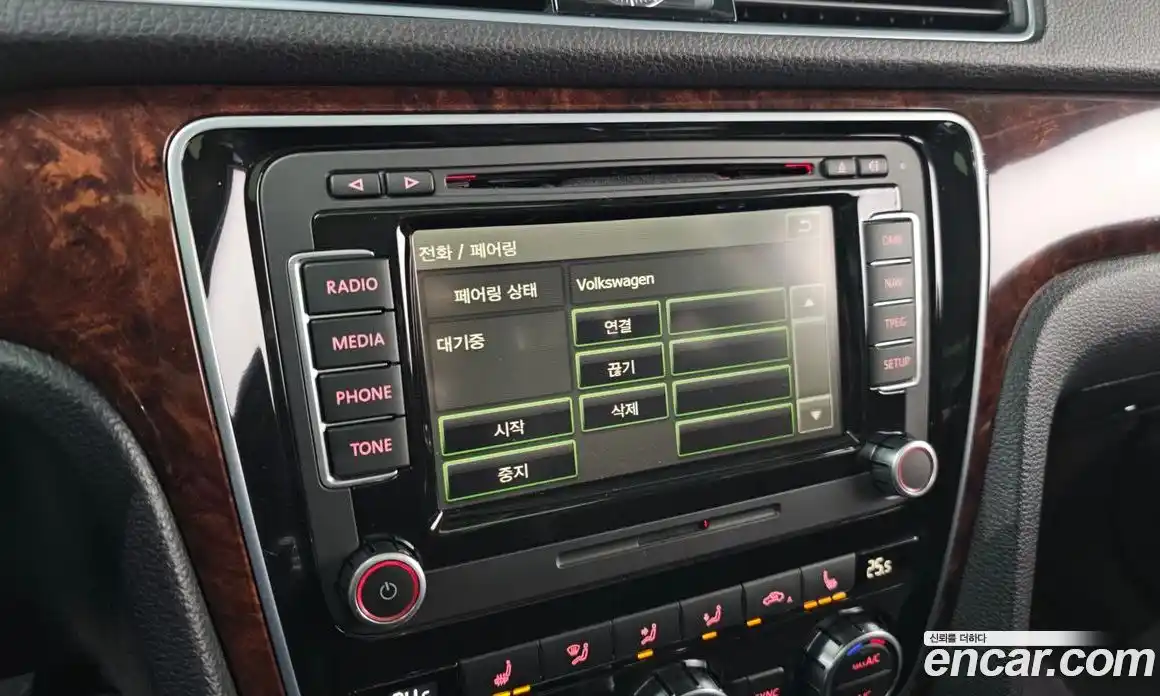 Volkswagen Passat 2013 2.0 Автомат в Москве № 232093, фото 15