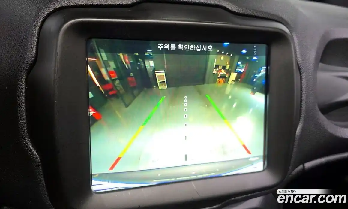 Jeep Renegade 2019 2.4 Автомат в Москве № 232627, фото 8