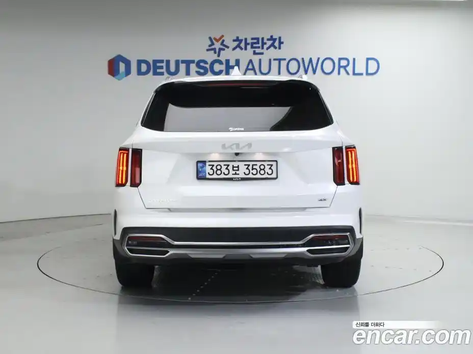 Kia Sorento 2023 2.5 Автомат в Москве № 249627, фото 4