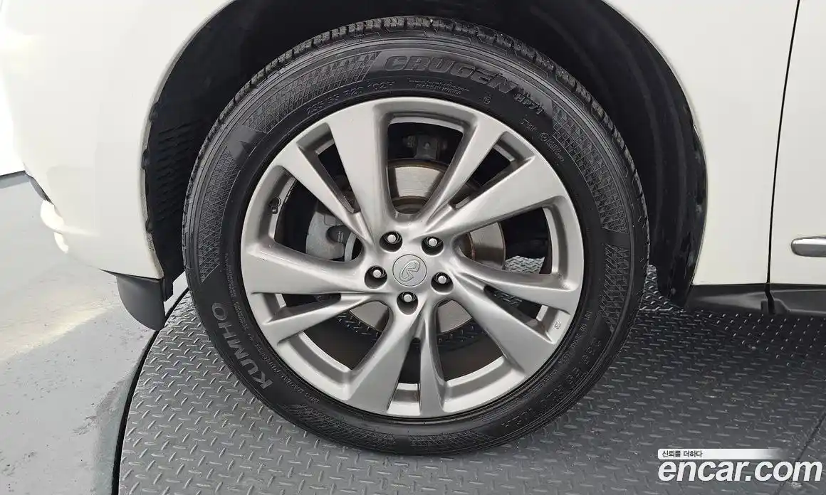 Infiniti QX60 2014 3.5 Автомат в Москве № 250256, фото 10