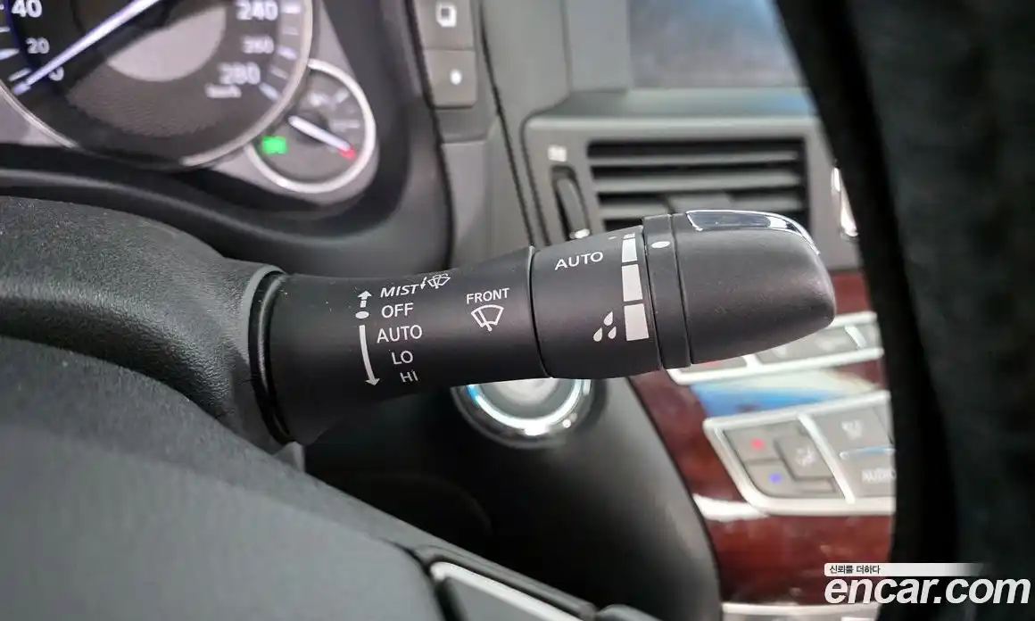 Infiniti Q70 2018 3.7 Автомат в Москве № 256151, фото 12