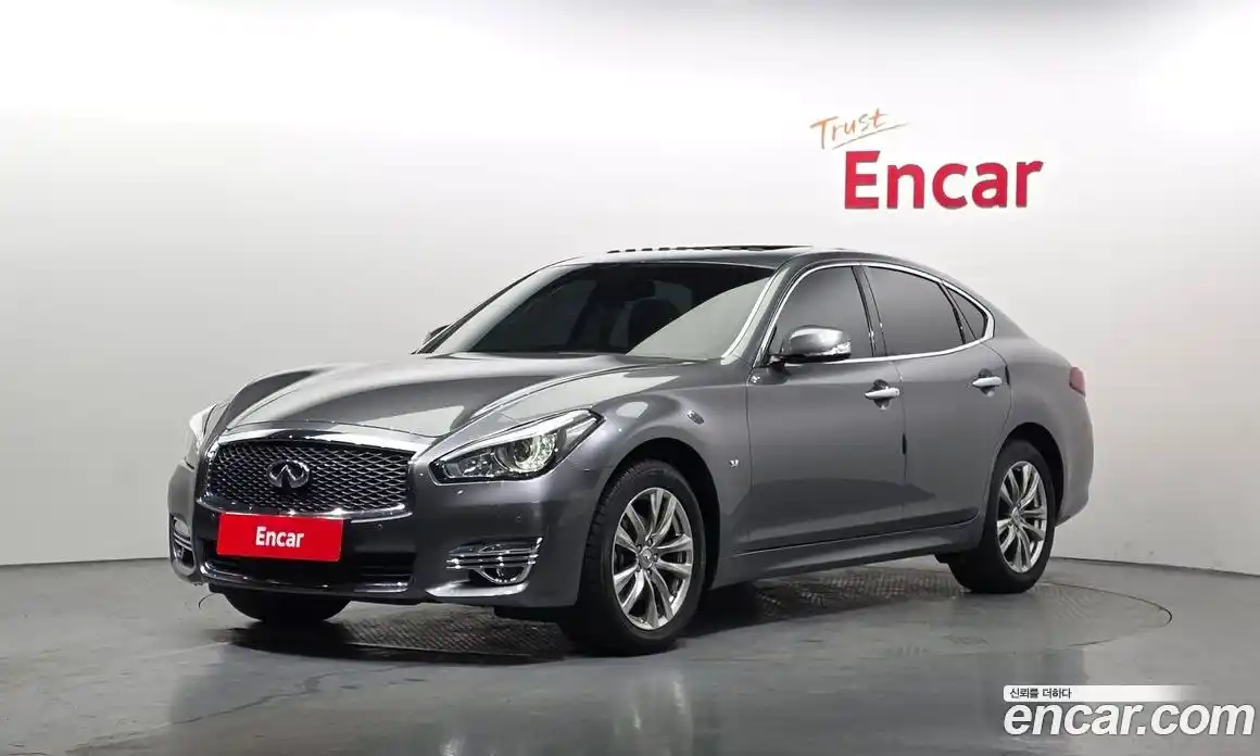 Infiniti Q70 2018 3.7 Автомат в Москве № 256151, фото 17