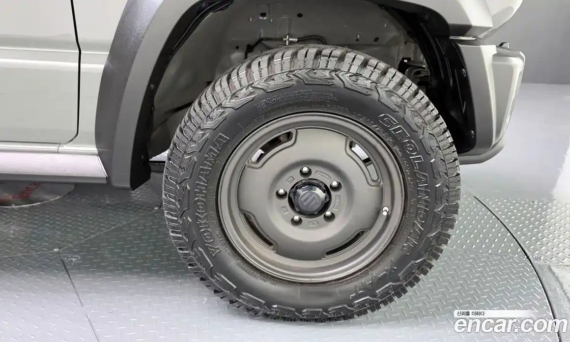 Suzuki Jimny 2024 1.5 Автомат в Москве № 257685, фото 5