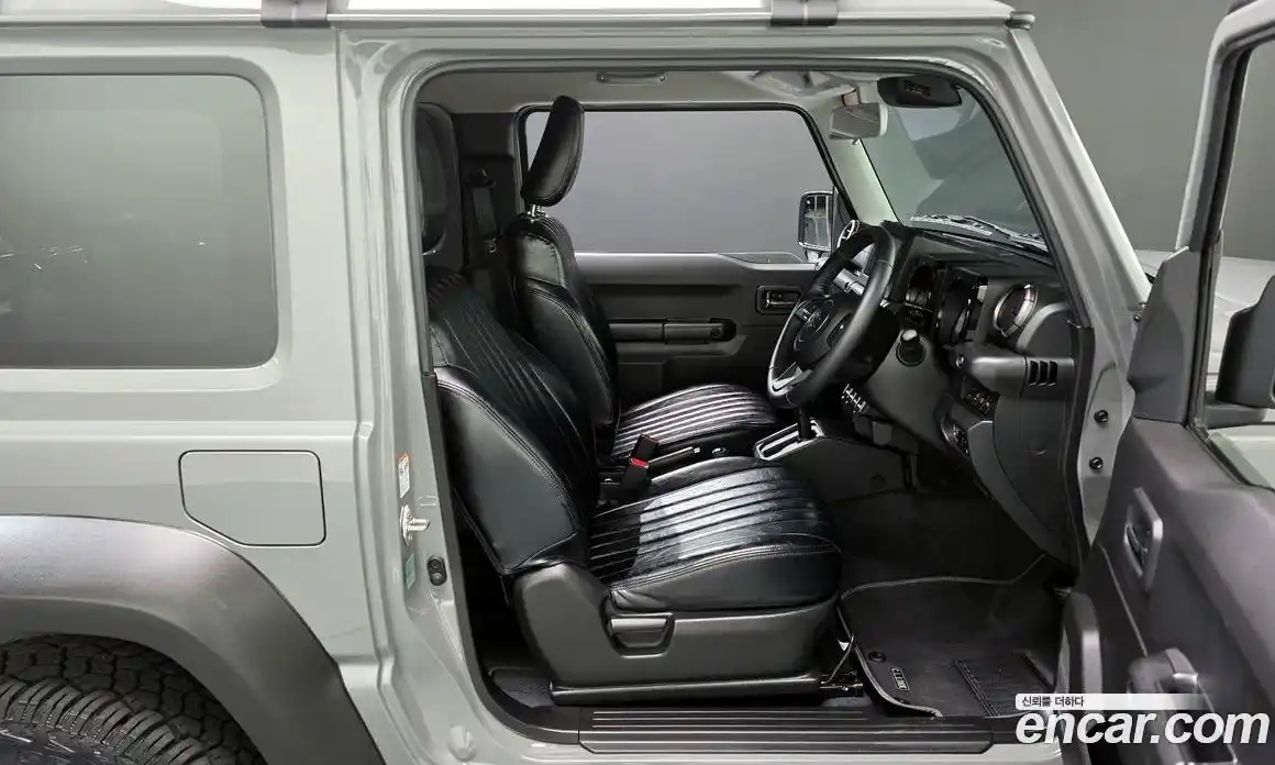 Suzuki Jimny 2024 1.5 Автомат в Москве № 257685, фото 10