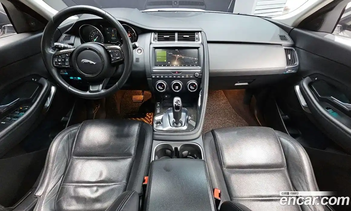 Jaguar E-Pace 2019 2.0 Автомат в Москве № 268052, фото 7