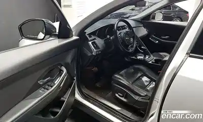 Jaguar E-Pace 2019 2.0 Автомат в Москве № 268052, миниатюра 10