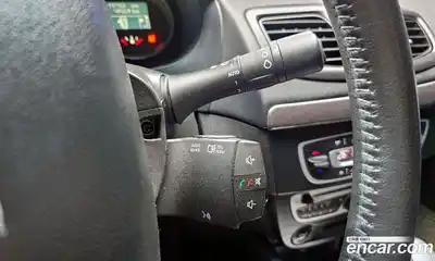 Renault SM3 2012 1.6 Автомат в Москве № 274460, миниатюра 6