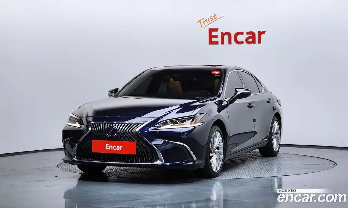 Lexus ES 2021 2.5 Автомат в Москве № 275601, фото 3