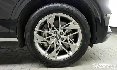 Genesis GV70 2023 2.5 Автомат в Москве № 27592, миниатюра 9