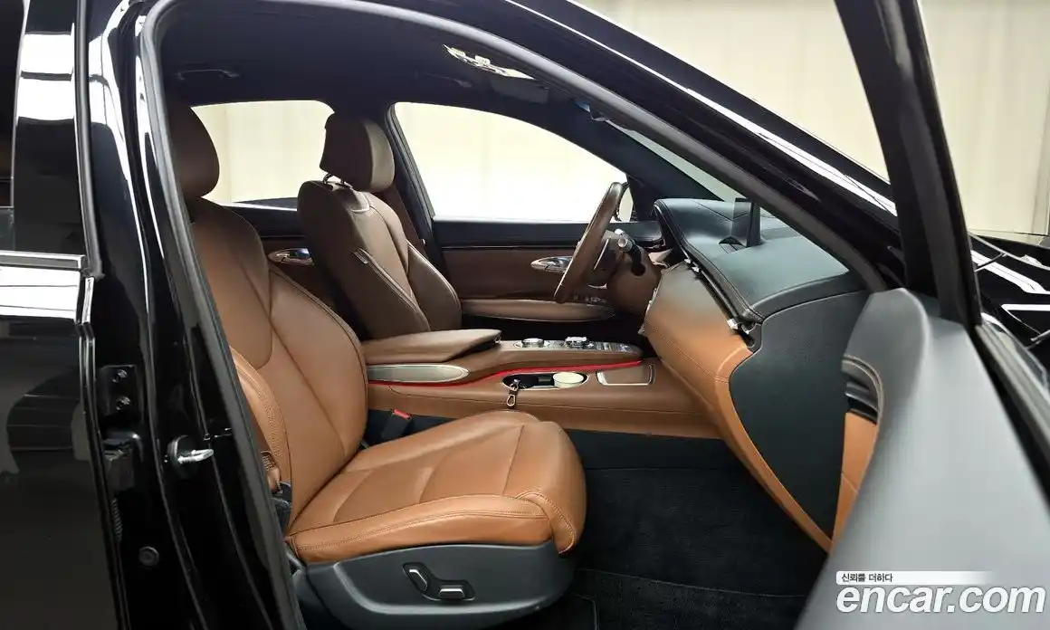 Genesis GV70 2023 2.5 Автомат в Москве № 27592, фото 10